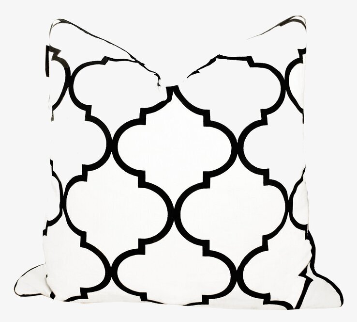 Kuddfodral Moscow White från ELCE Stockholm med geometriskt mönster