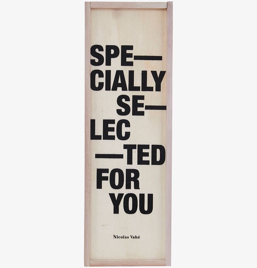 Wine Box från Nicolas Vahé i elegant trälåda med text