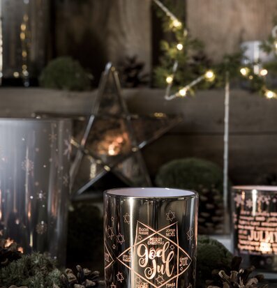 God Jul Silver - Majas Cottage från Majas Cottage på träbord