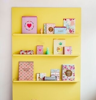 A5 Skrivbok I'm Doing This For Me från Rice på gul hylla