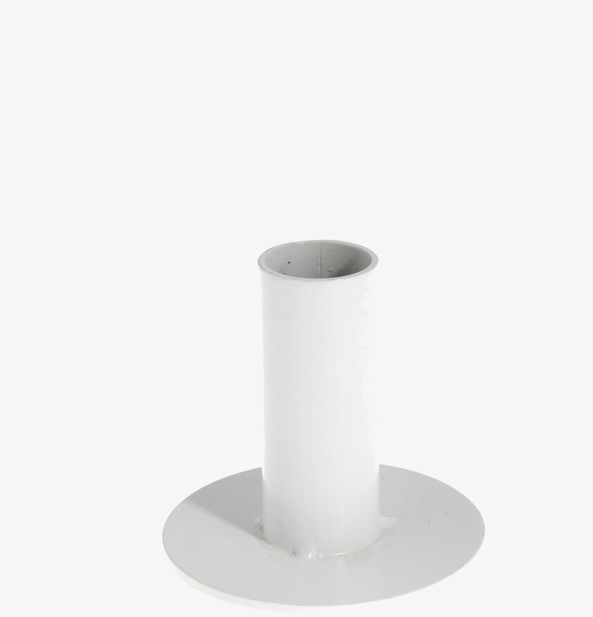 Eksund Vit Liten ljusstake från Storefactory i vit metall