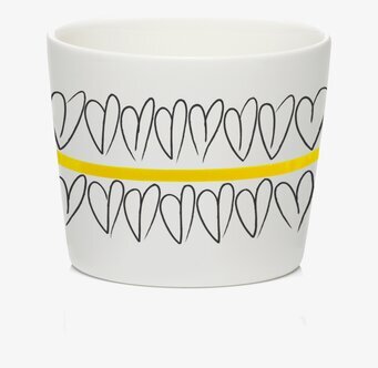 Miniskål Yellow Heart från Mette Ditmer med hjärtmönster