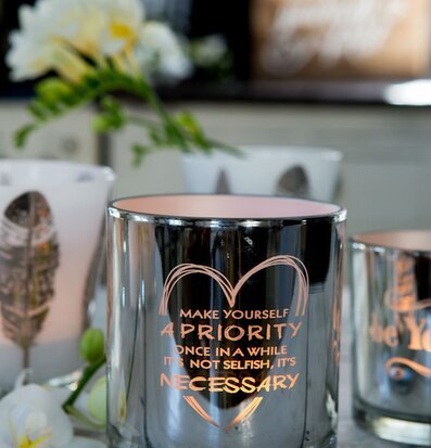 Priority - Majas Cottage ljuslykta med spegelblank finish