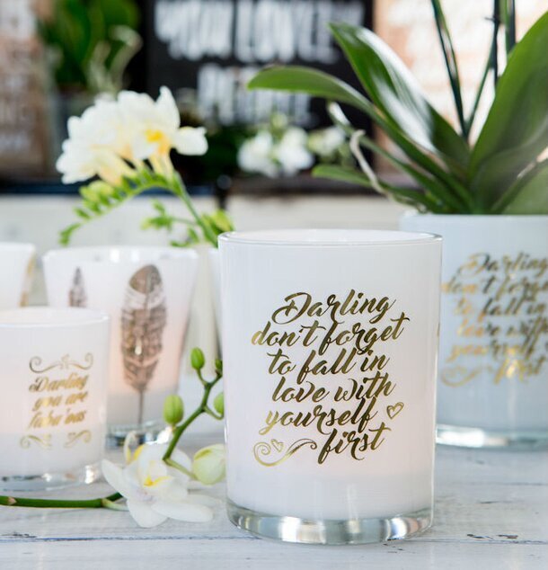 Darling - Majas Cottage ljus från Majas Cottage med budskap