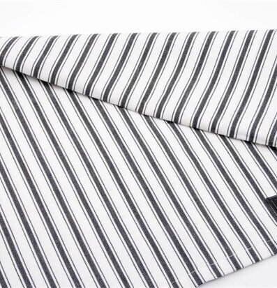 Kökshandduk New Old Home från Interstil på vit yta