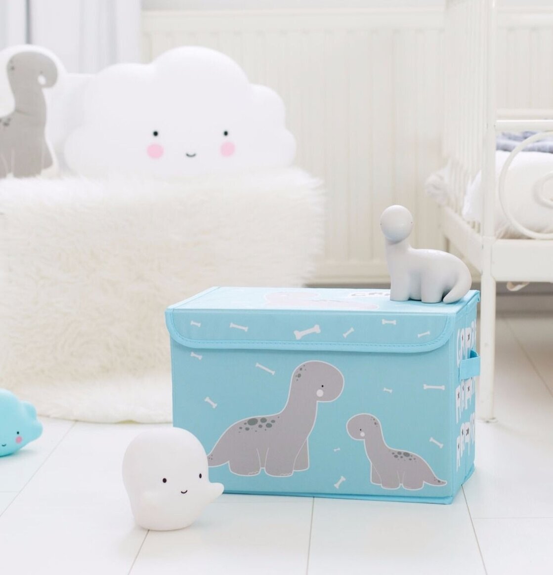 Pop-Up Box Brontosaurus från A Little Lovely Company i barnrum