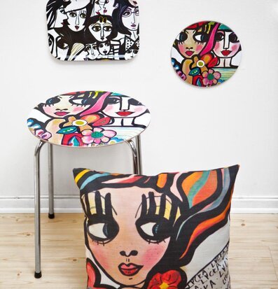 Kuddfodral Innan Kyssen från Dixie med livfull design