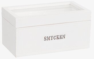 Smycken från Different Design, vit trälåda med glaslock