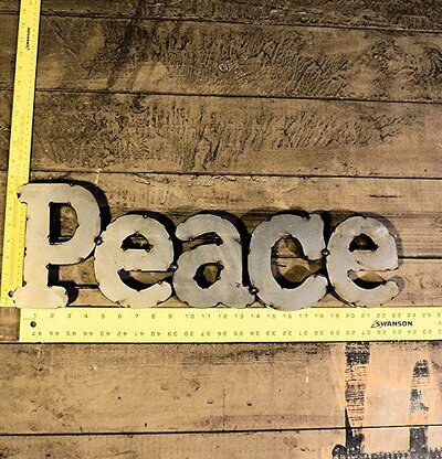 Skylt Peace Typewriter Font från Americana Classic Vintage