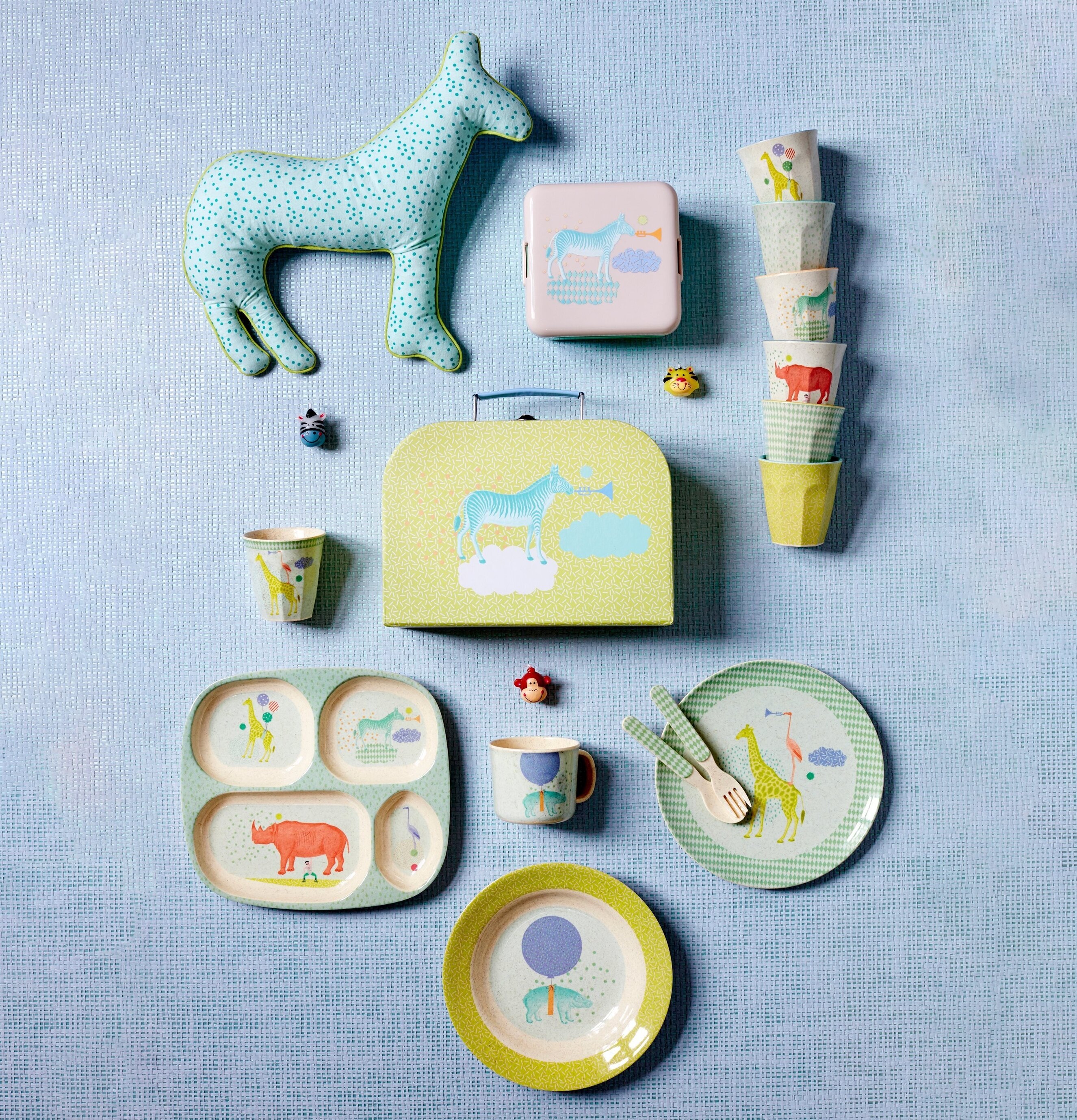 Barnskål Animal Print från Rice med färgglada djurmotiv