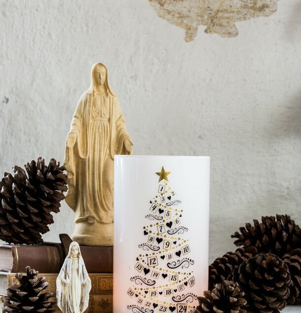 Calendertrees Guld från Majas Cottage med guldskimrande julgran