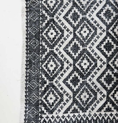 Matta Aztec Tribes från Majas Cottage med geometriskt mönster