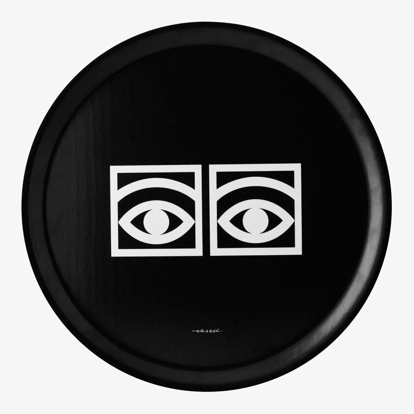 Bricka Ögon Cacao Svart från Olle Eksell med grafiska ögon