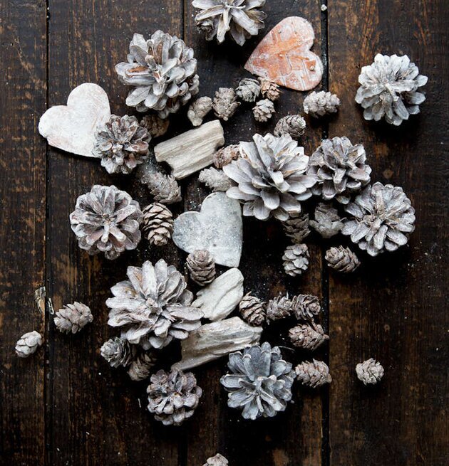 Dekormaterial Stjärna/Hjärta från Majas Cottage på träyta