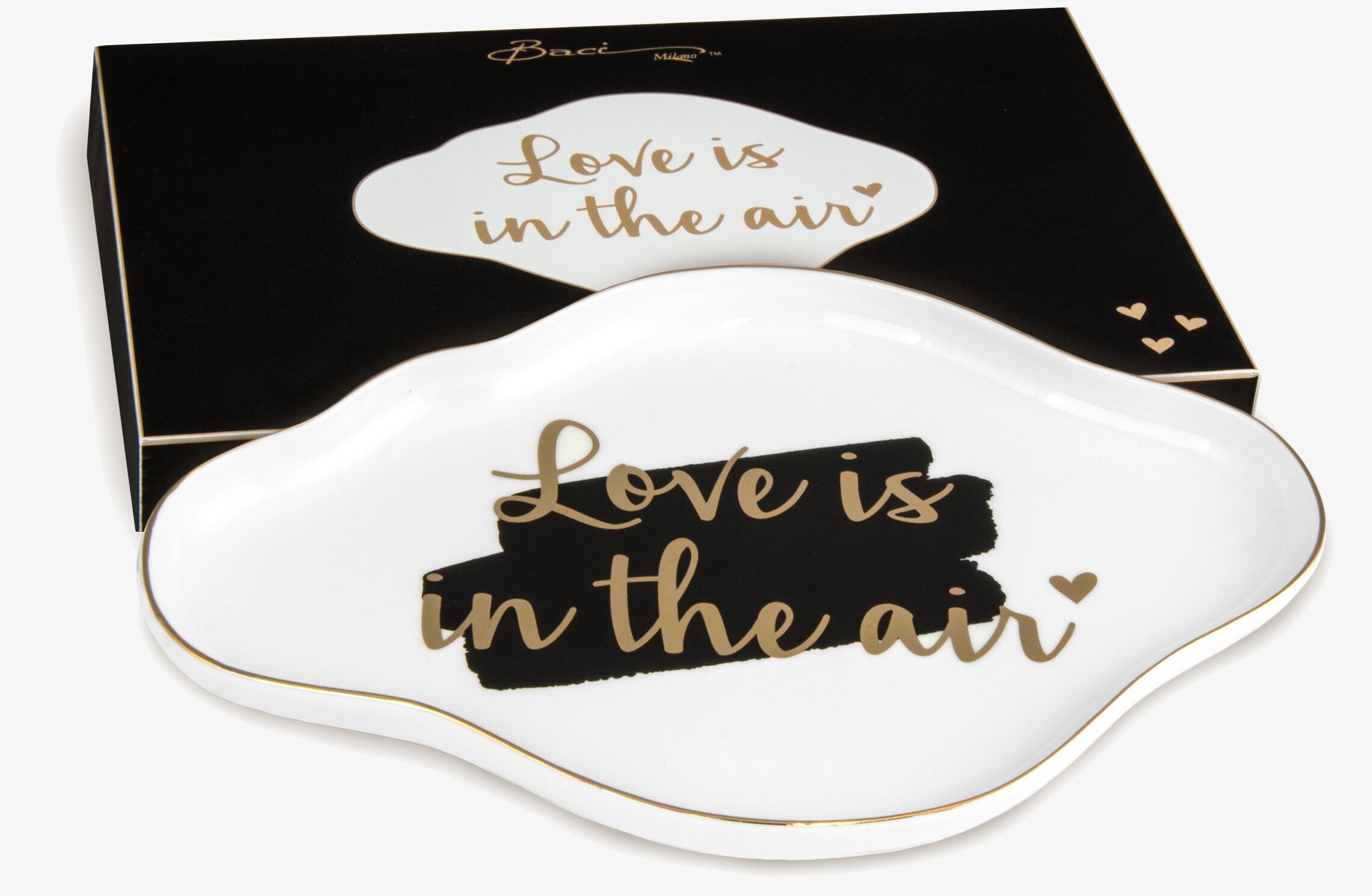 Porslinsfat - Love Is In The Air från BOXinBAG med förpackning