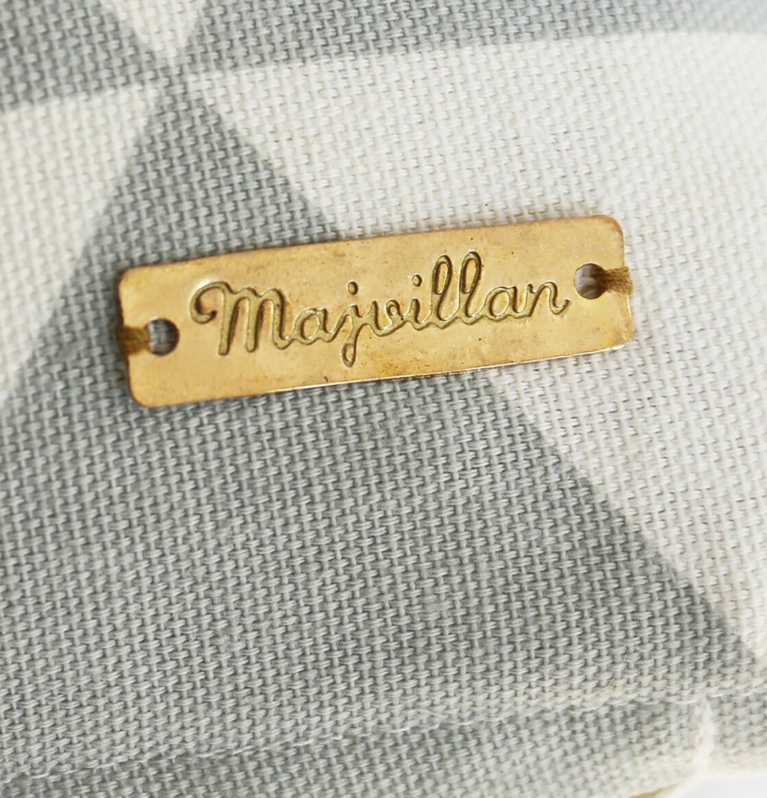 Kuddfodral Vincent Orange från Majvillan med geometriskt mönster