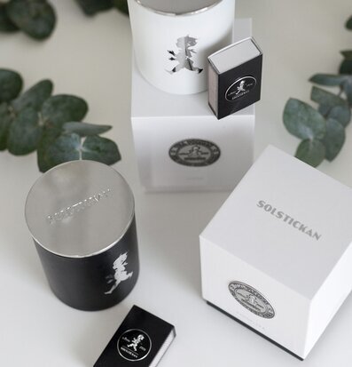 Doftljus Vit/Linne från Solstickan med elegant förpackning