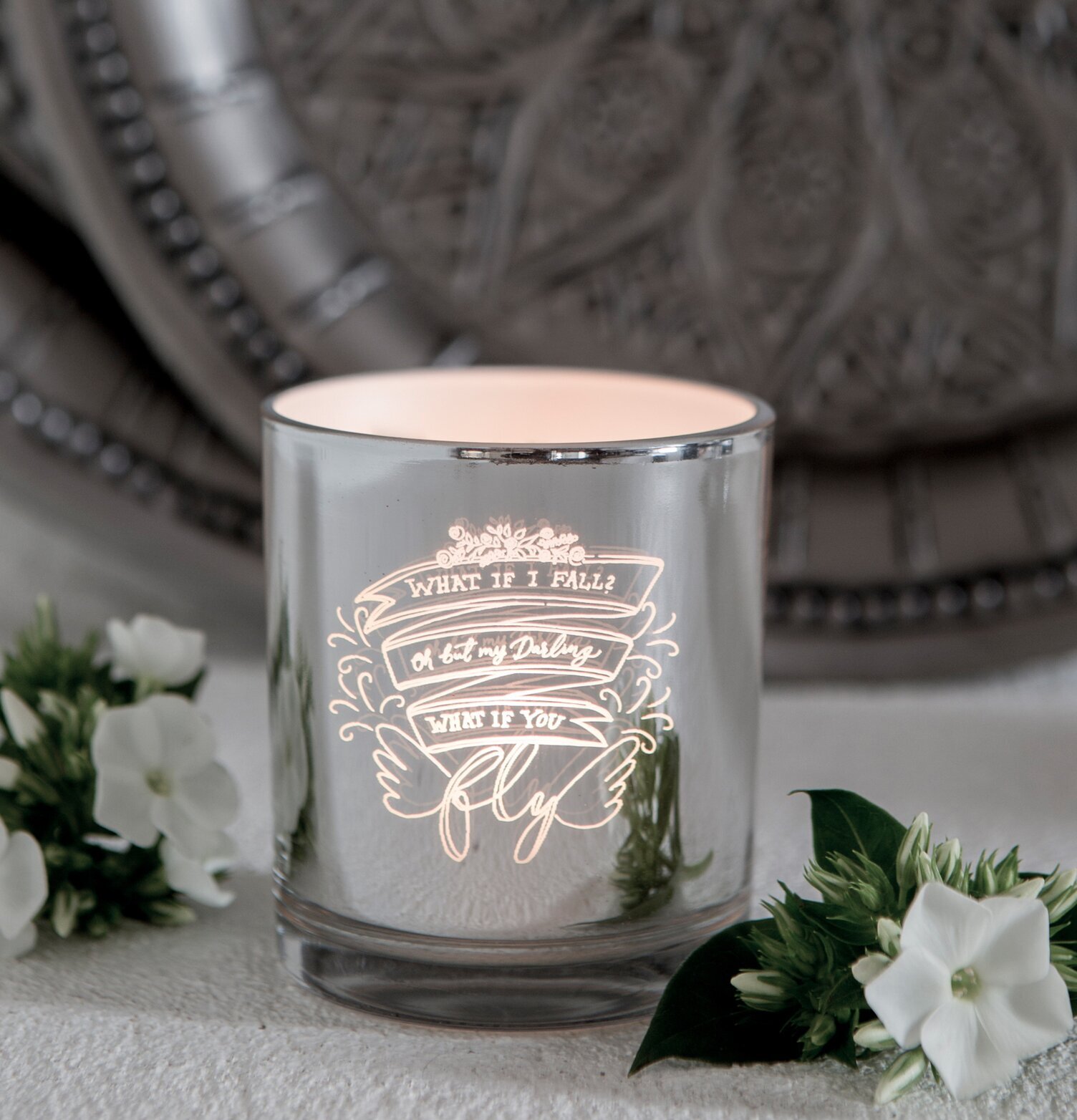 Ljuslykta What If I Fall från Majas Cottage med blommönster