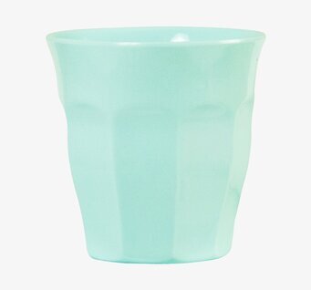 Bild av mintgrön mugg med stilren och modern design