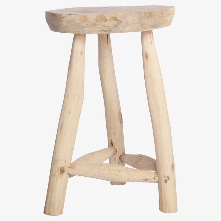 Stol Pure Nature från House Doctor i massivt trä med tre ben