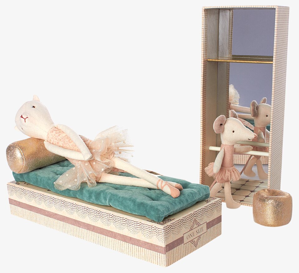 Dancing Cat & Mouse In Shoebox från Maileg, lekfullt set
