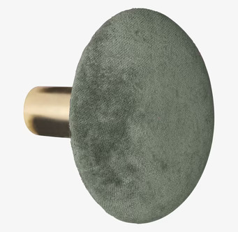 Knopp Sammet Army L från Cozy Living med grön sammetsyta