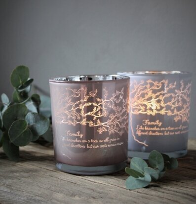 Bild av ljuslyktor med elegant och harmonisk design