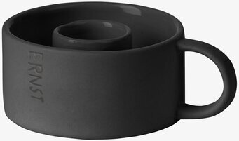 Ljusstake Kronljus Mörkgrå från Ernst i mörkgrå keramik