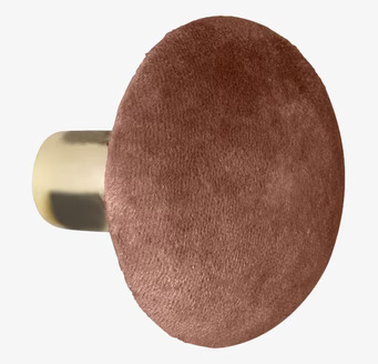 Knopp Sammet Mahogany M från Cozy Living med sammetsyta