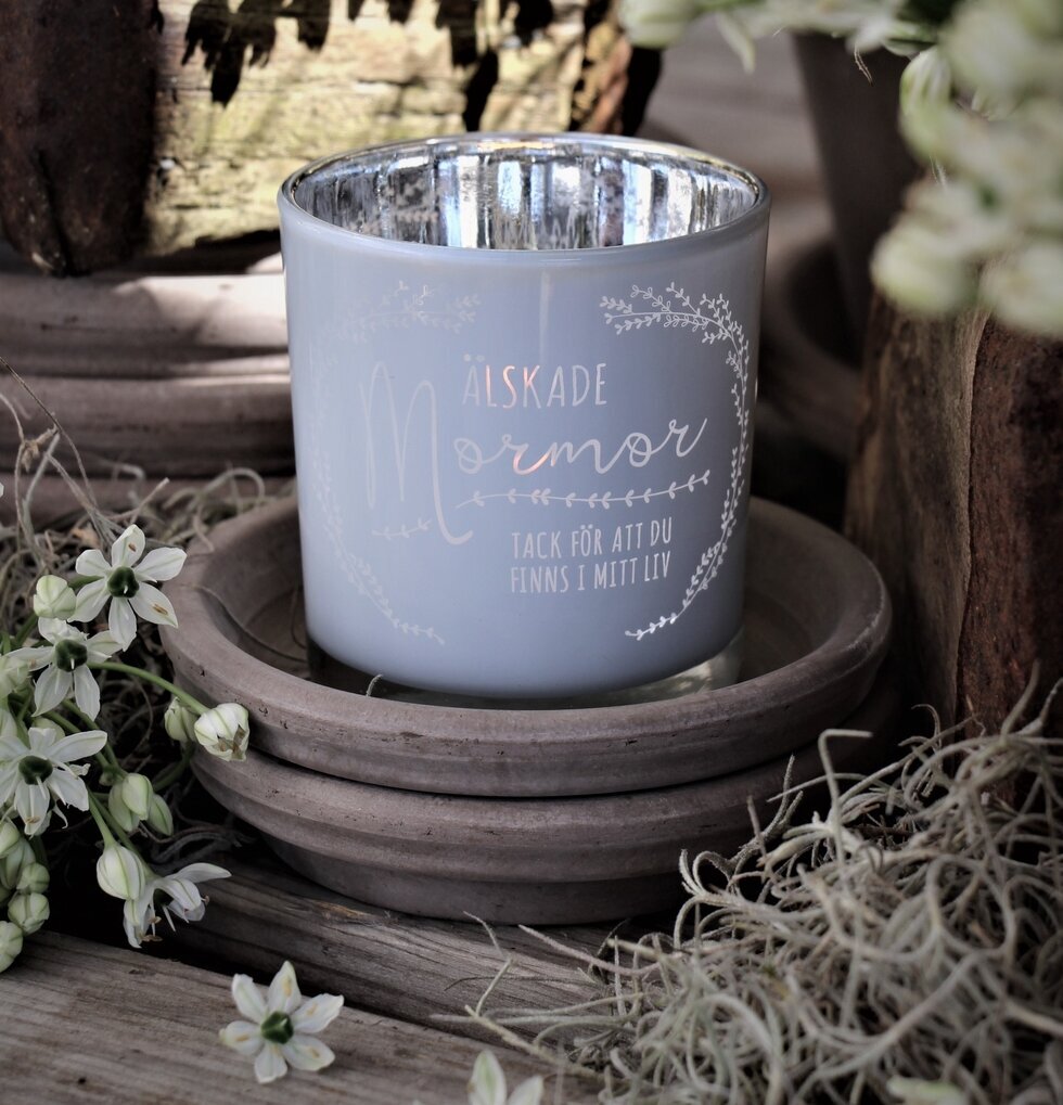 Ljuslykta Älskade Mormor från Majas Cottage på natursten