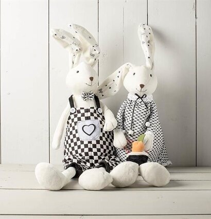 Sittande Påskhare Svart/Vit från Multi Agentur, två harar