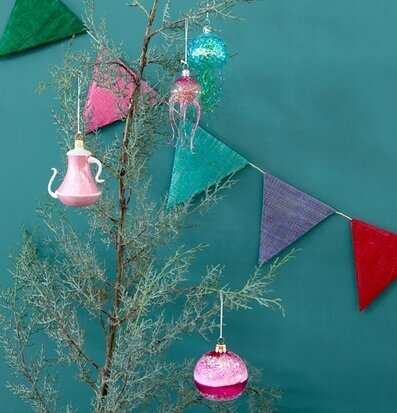 Christmas Ornament Teapot från Rice hängande i julgran