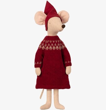Julmus Maxi Girl från Maileg i röd klänning och luva