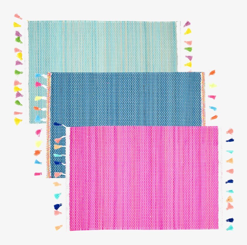 Bordsunderlägg Tassel från Rice i tre färgglada varianter