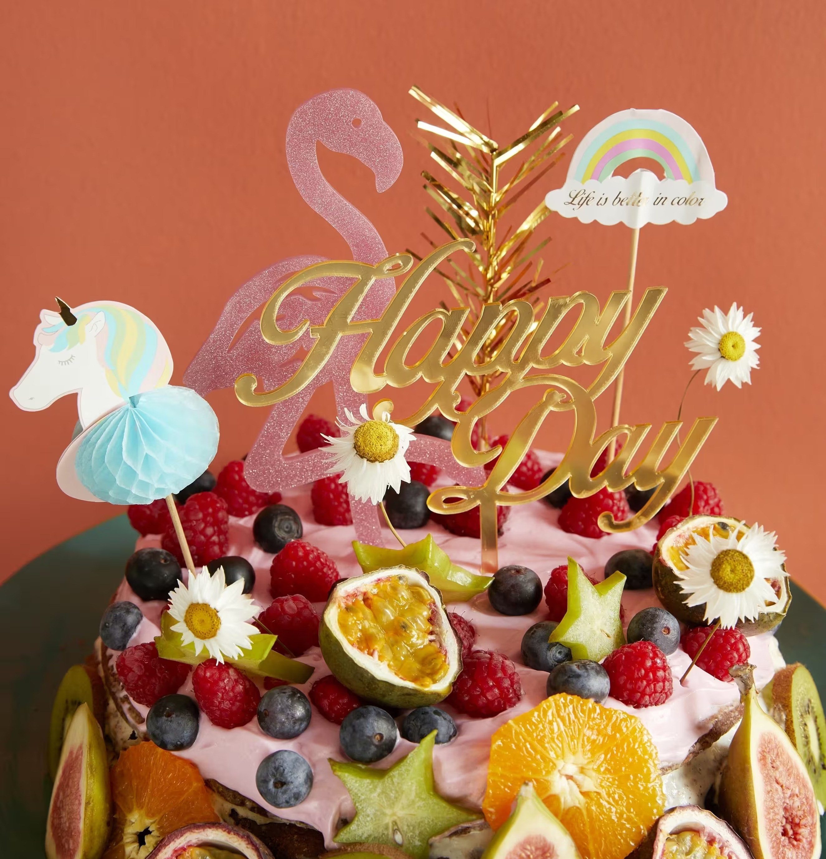 Tårtdekoration - Happy Day från Rice med färgglada detaljer