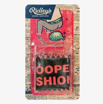 Fem klassiska skämt från Ridley's House of Novelties