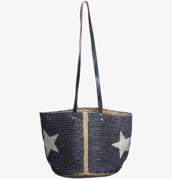 Beach Bag Star Blue från By Mrs P i flätad jute med stjärnor