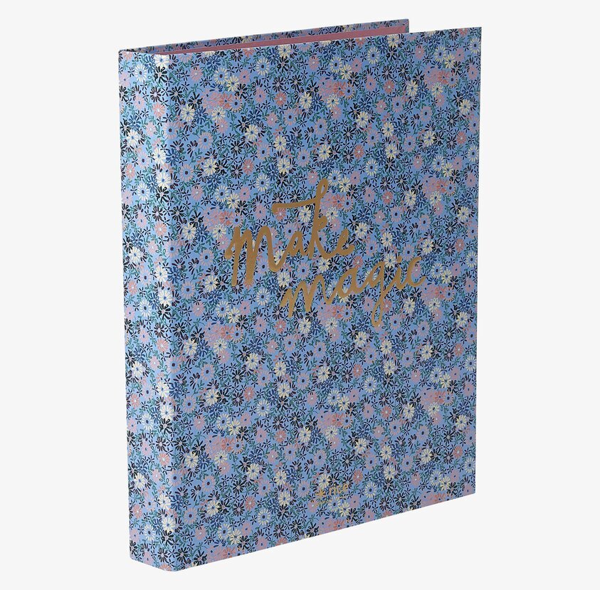 Pärm A4 Small Flower Print från Rice på vit bakgrund