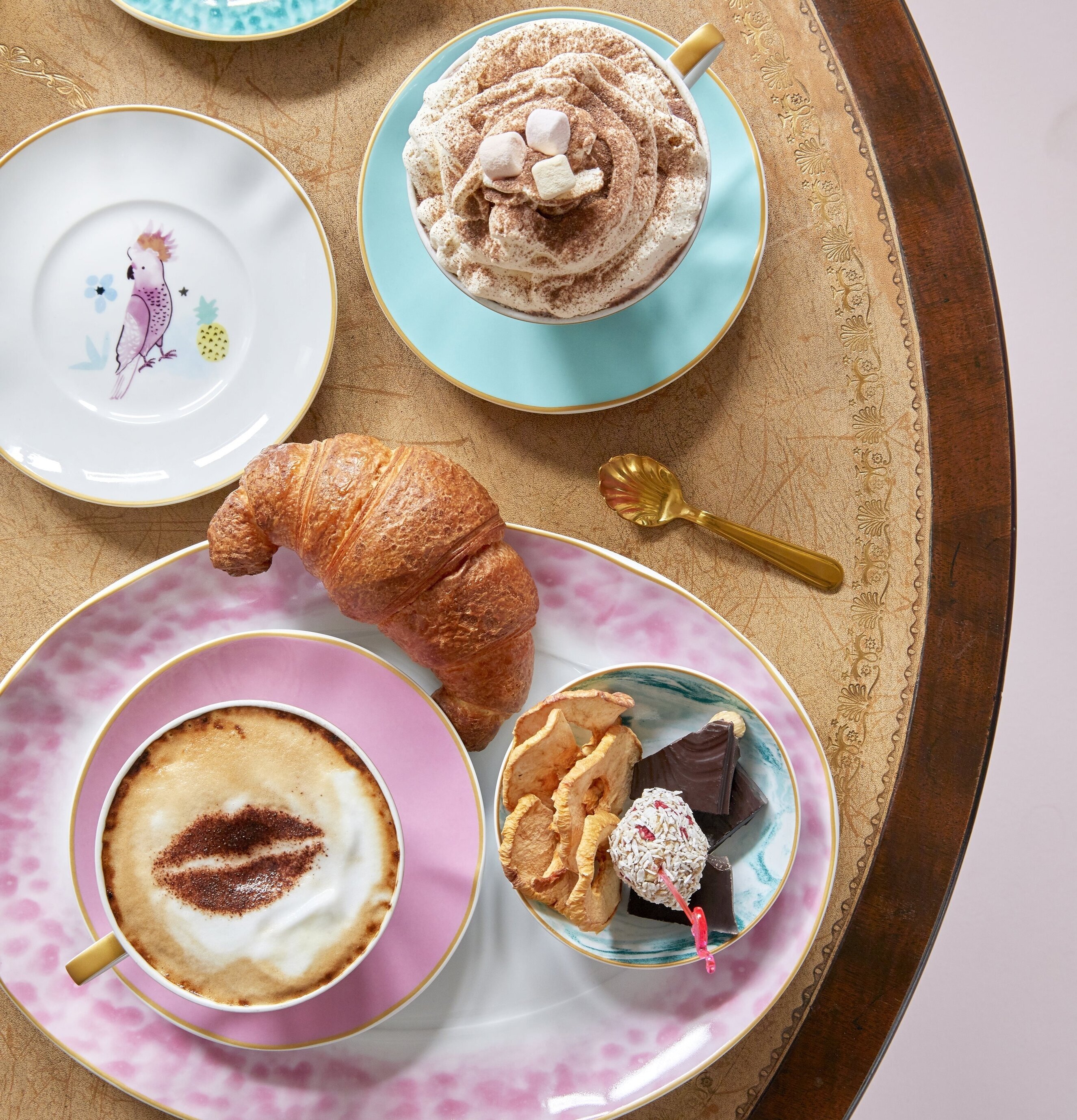 Assiett/Tallrik Jade Glaze Print från Rice på dukat bord