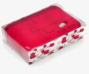 Pillerask Röd från Worldwide co med flera små fack