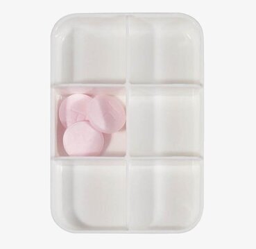 Pillerask Röd från Worldwide co med sex fack och vita lock