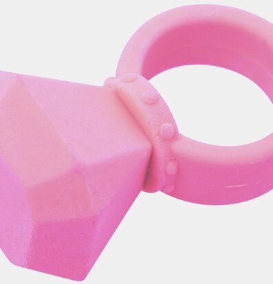 Suddgummi Diamantring från Rice med rosa färg och prickar
