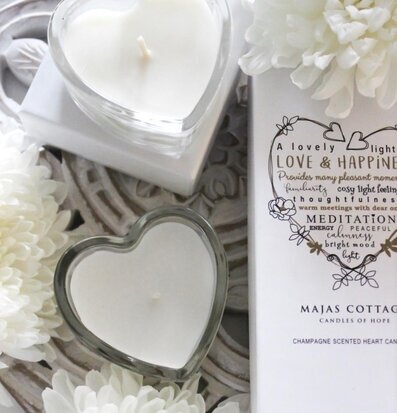 Hjärtansljus Love & Happiness från Majas Cottage med blommor