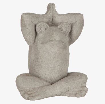 Groda Yoga från Different Design i en klassisk yogaposition