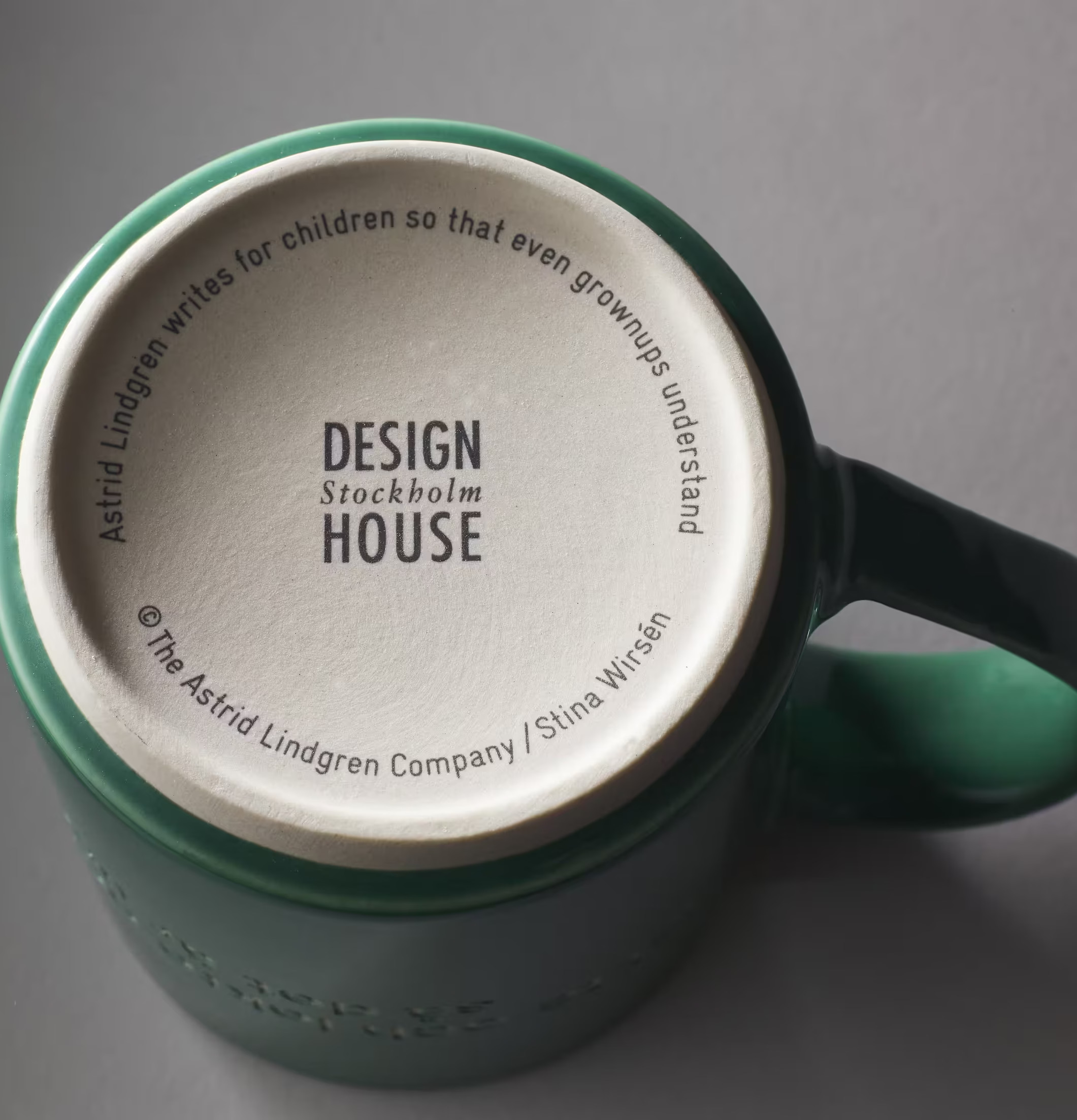 Mugg Astrid Lindgren Citat Lila från Design House Stockholm