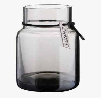 Värmeljuslykta Rökgrå från Ernst med rökgrått glas och läderrem