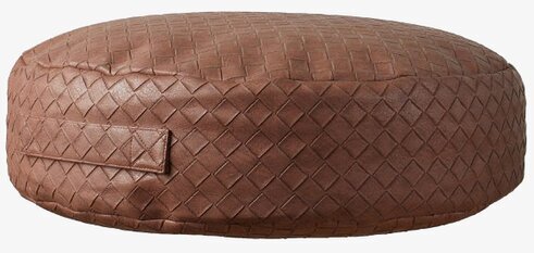 Sittpuff Holly Brun från Affari i brun vävd konstläder