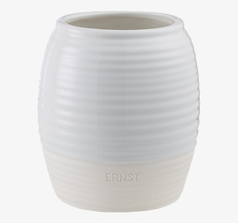 Vas Ernst 16 cm från varumärket Ernst med räfflad yta