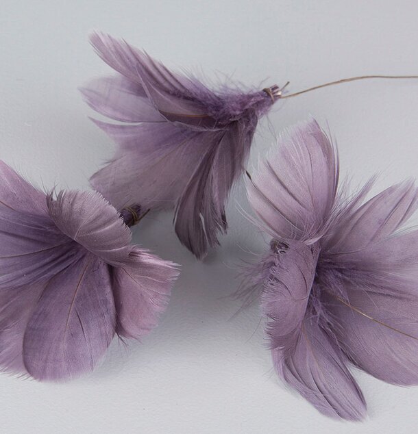 Fjäder/Tråd Blom Lila från A Lot Decoration på vit bakgrund