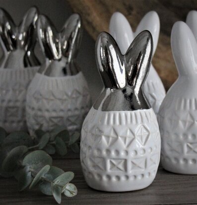 Bohemian Decor Rabbit Silver från Majas Cottage i keramik
